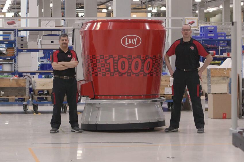 1000th Vector feeding system has been produced by Lely. Photo: Lely