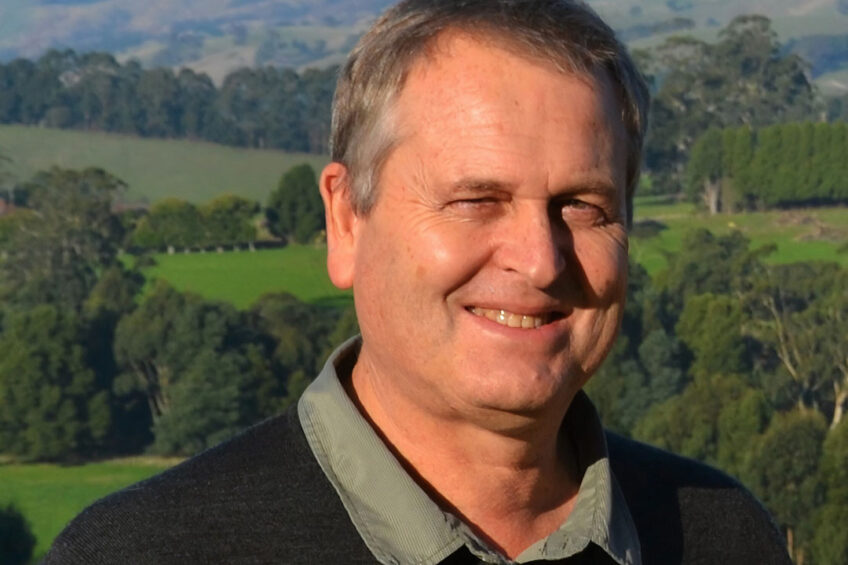 Dr Bill Wales: "If you multiply this over a 300 cow herd, you have a gain of AUS $90.000 (US $63.000). That is significant." Photo: Agriculture Victoria