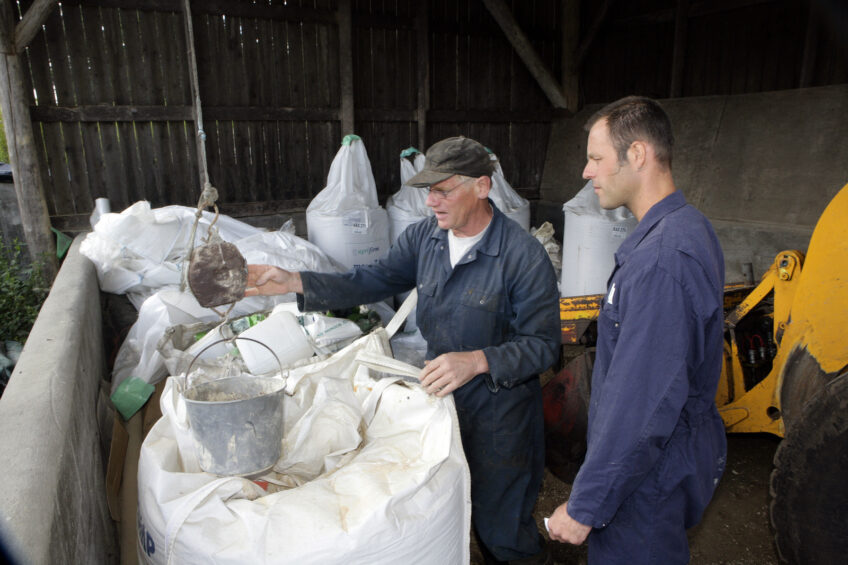 Chromium use in transition cows