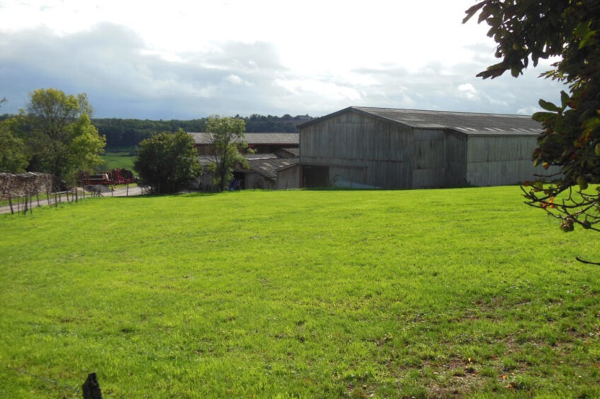 Overview of the farm in Origny-sur-Seine, in the North of Burgundy. Photo: Philippe Caldier